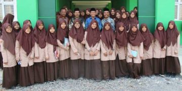 Keseimbangan Dimensi Fikir (Intelektualitas) dan Dimensi Dzikir (Moralitas) dalam Pendidikan Madrasah