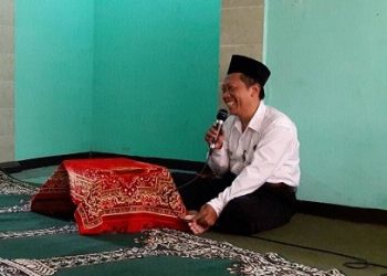 Persoalan Zakat Menata Umat