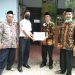 Paket sembako Untuk Pak bon Madarasah terdampak covid 19