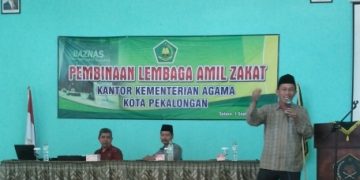 Menggugah Kesadaran Masyarakat lewat Pembinaan Amil Zakat