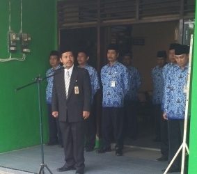 Memaknai Upacara Dengan Meneruskan Perjuangan Pahlawan