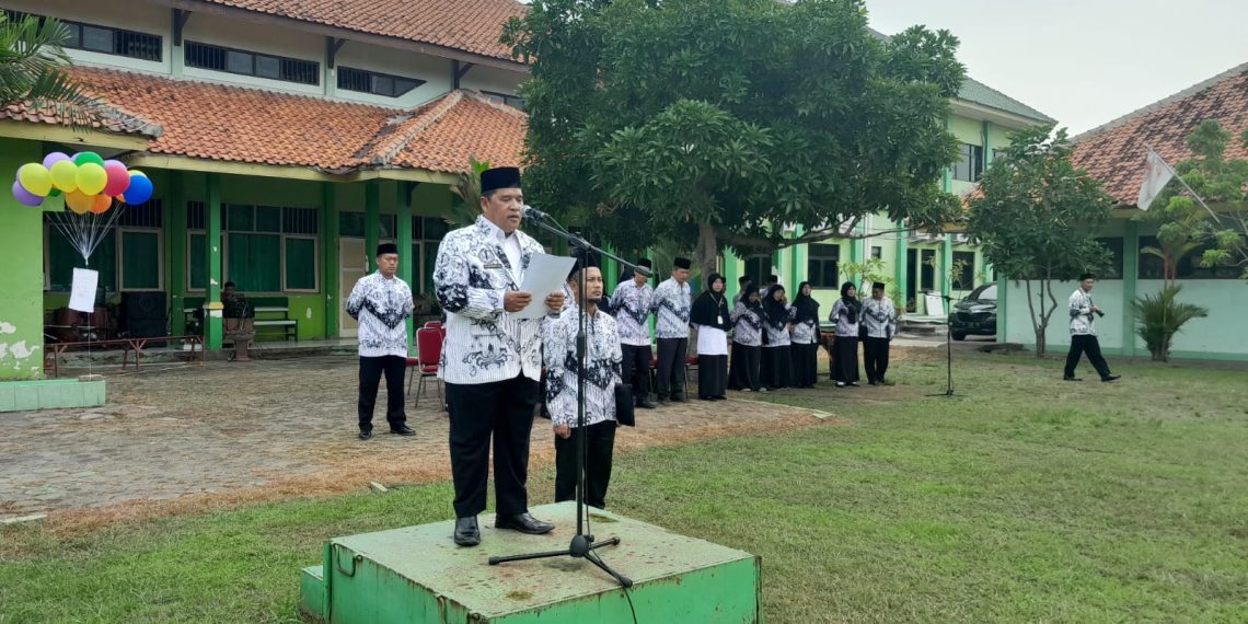 PGRI Cabang Khusus Kemenag Gelar Upacara HGN 2024 dan HUT Ke-79 PGRI