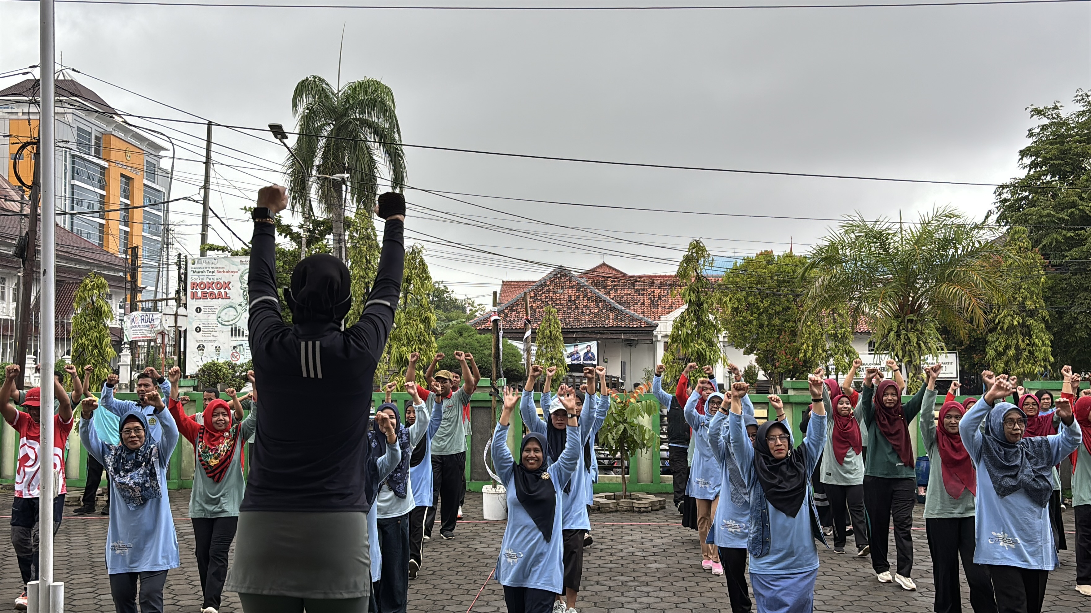 Senam Sehat dan Fun Games Meriahkan Kick Off Hari Amal Bakti ke-80 Kemenag Kota Pekalongan