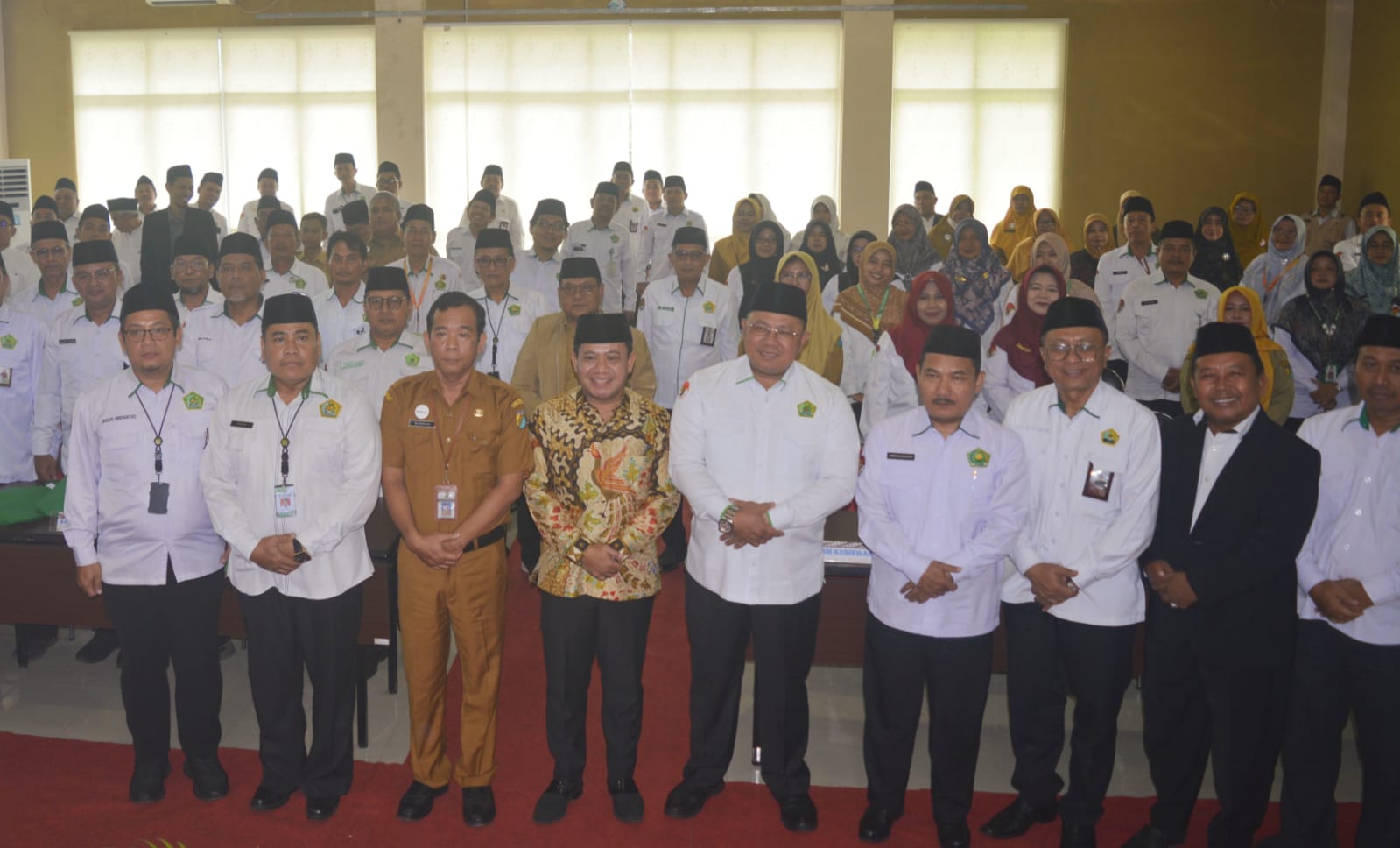 Kakanwil Kemenag Jateng Buka Sosialisasi SNMB MAN Unggulan di MAN IC Pekalongan