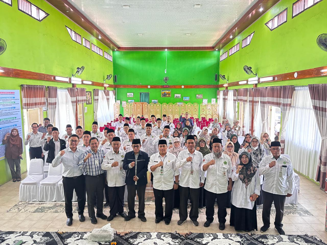 Kantor Kemenag Kota Pekalongan Launching Gerakan Wakaf Uang untuk Perkuat Ekonomi Umat