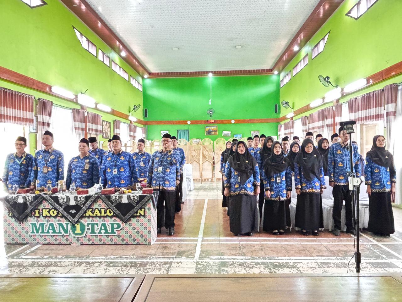 25 CPNS Kemenag Kota Pekalongan Resmi Dilantik PNS, Teguhkan Komitmen Pelayanan yang Ikhlas dan Berintegritas