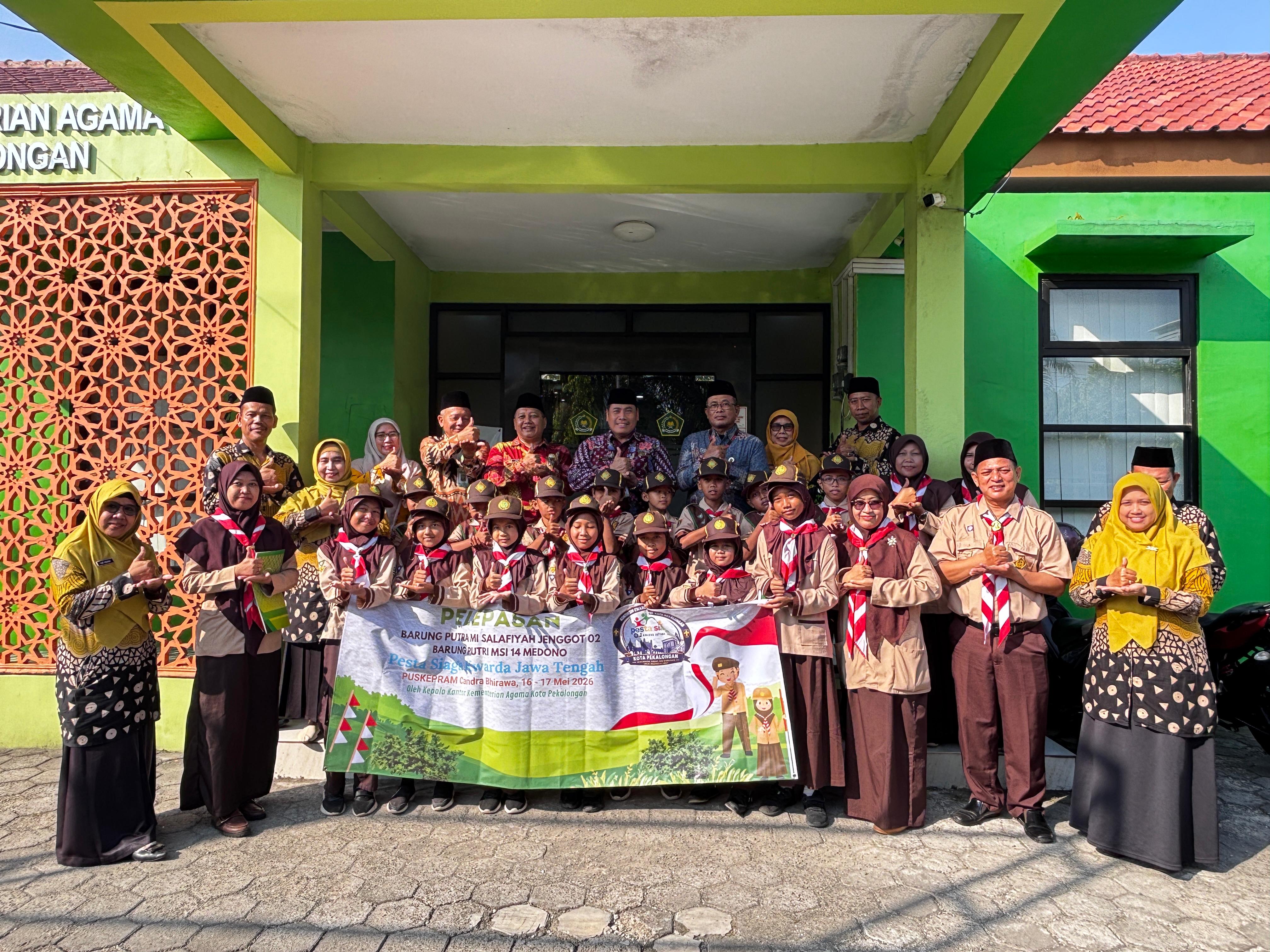 Kemenag Kota Pekalongan Lepas Kontingen MI ke Pesta Siaga Kwarda Jateng 2026