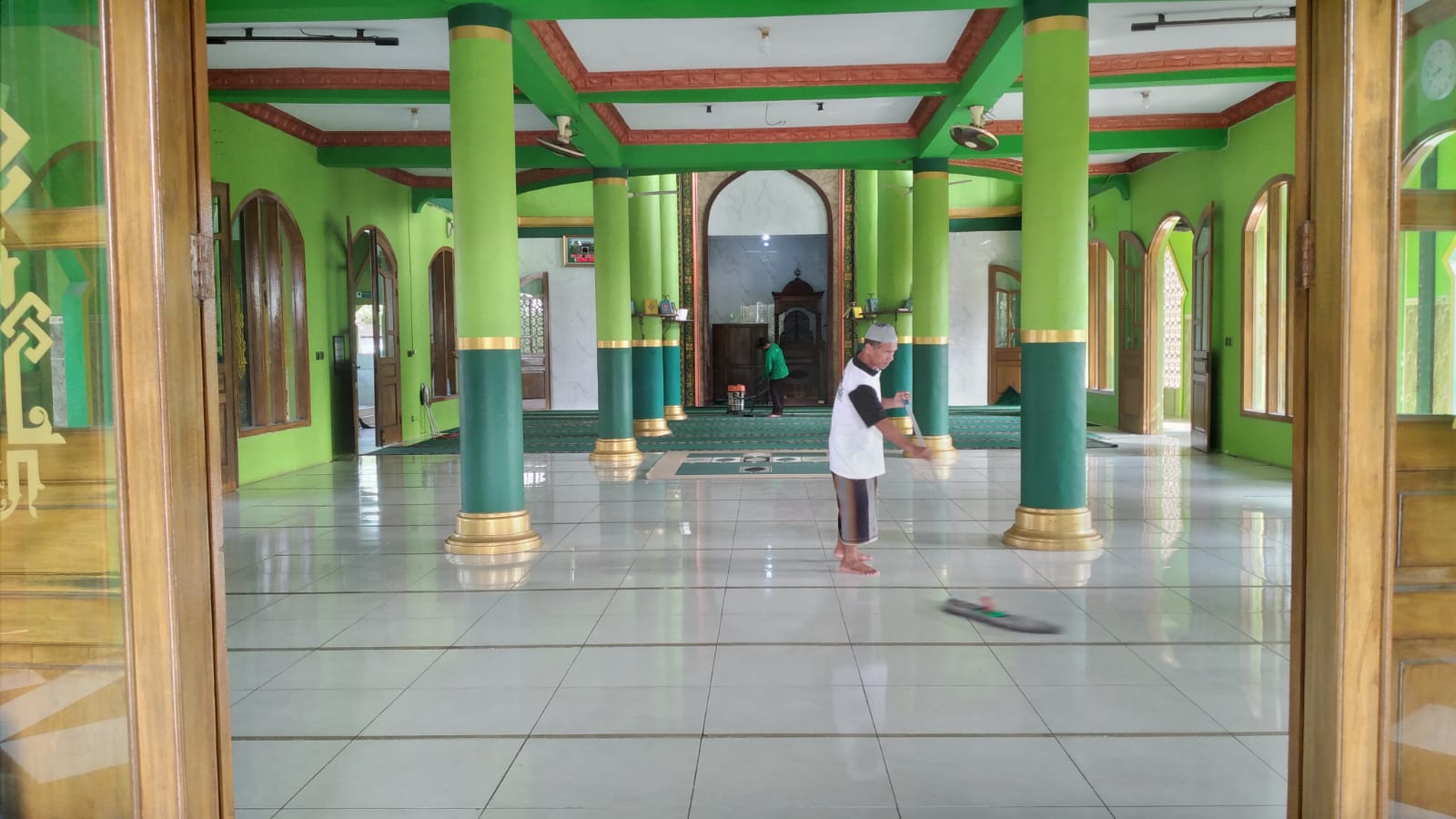 Kolaborasi Kemenag Kota Pekalongan dan LTMNU, GEBER Masjid Al Huda Pabean Disertai Cek Kesehatan Warga